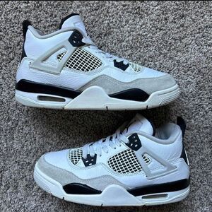 Nike Air Jordan 4 Military Black  Size 6.5 Youth (Size 8 Women's)
